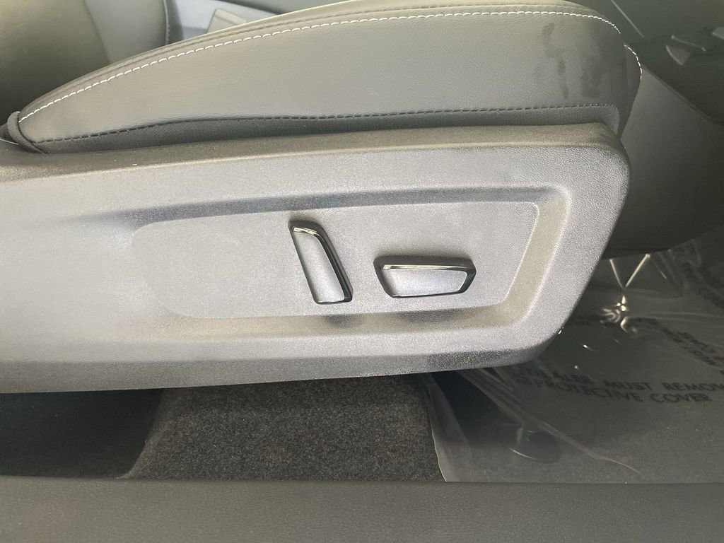 Certified 2025 Nissan Murano SV image 21