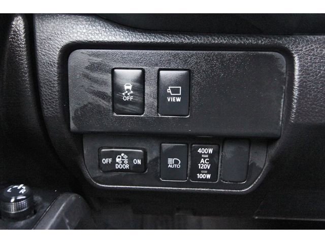 Used 2023 Toyota Tacoma TRD Off-Road w/ Advanced Technology Package image 21