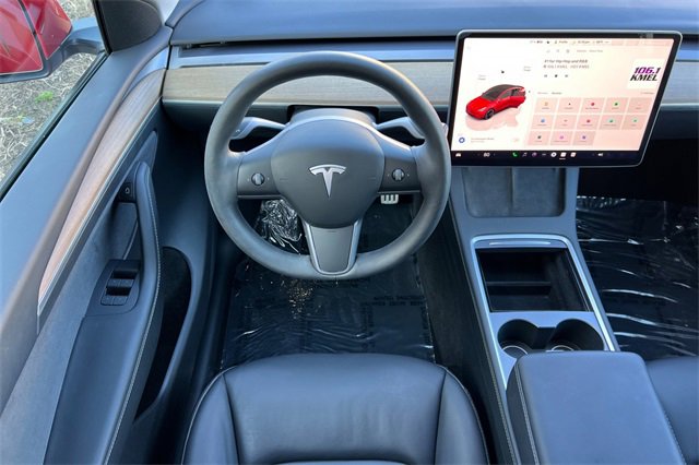 Used 2023 Tesla Model Y Performance image 16