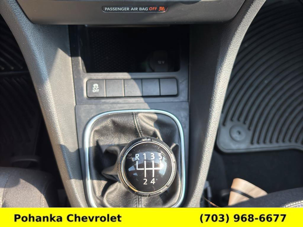 Used 2012 Volkswagen Golf 2-Door FWD image 14