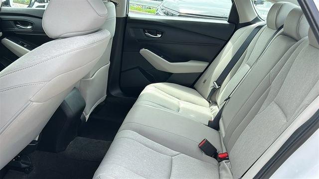 Used 2024 Honda Accord EX image 21