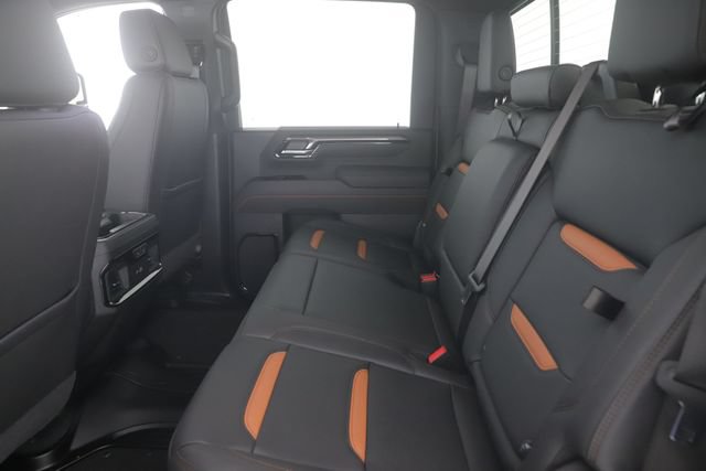 Used 2026 GMC Sierra 3500 AT4 w/ AT4 Premium Plus Package AWD/4WD image 29