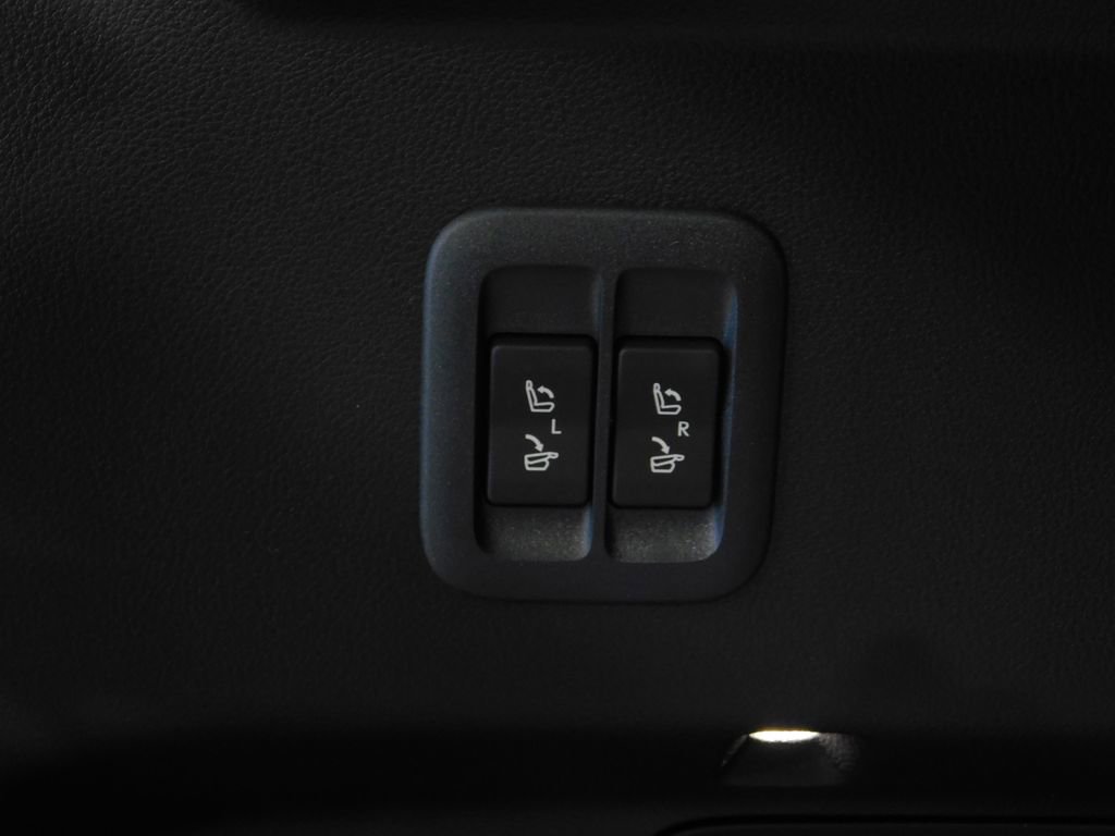 Used 2026 Lexus TX 500h AWD image 83