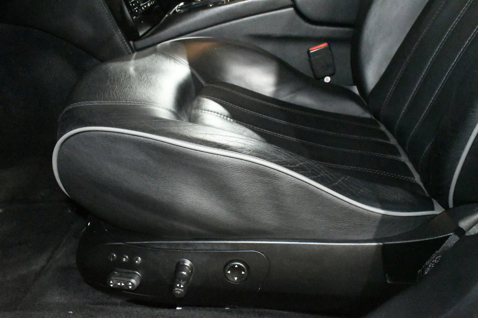 Used 2008 Maserati Quattroporte image 13