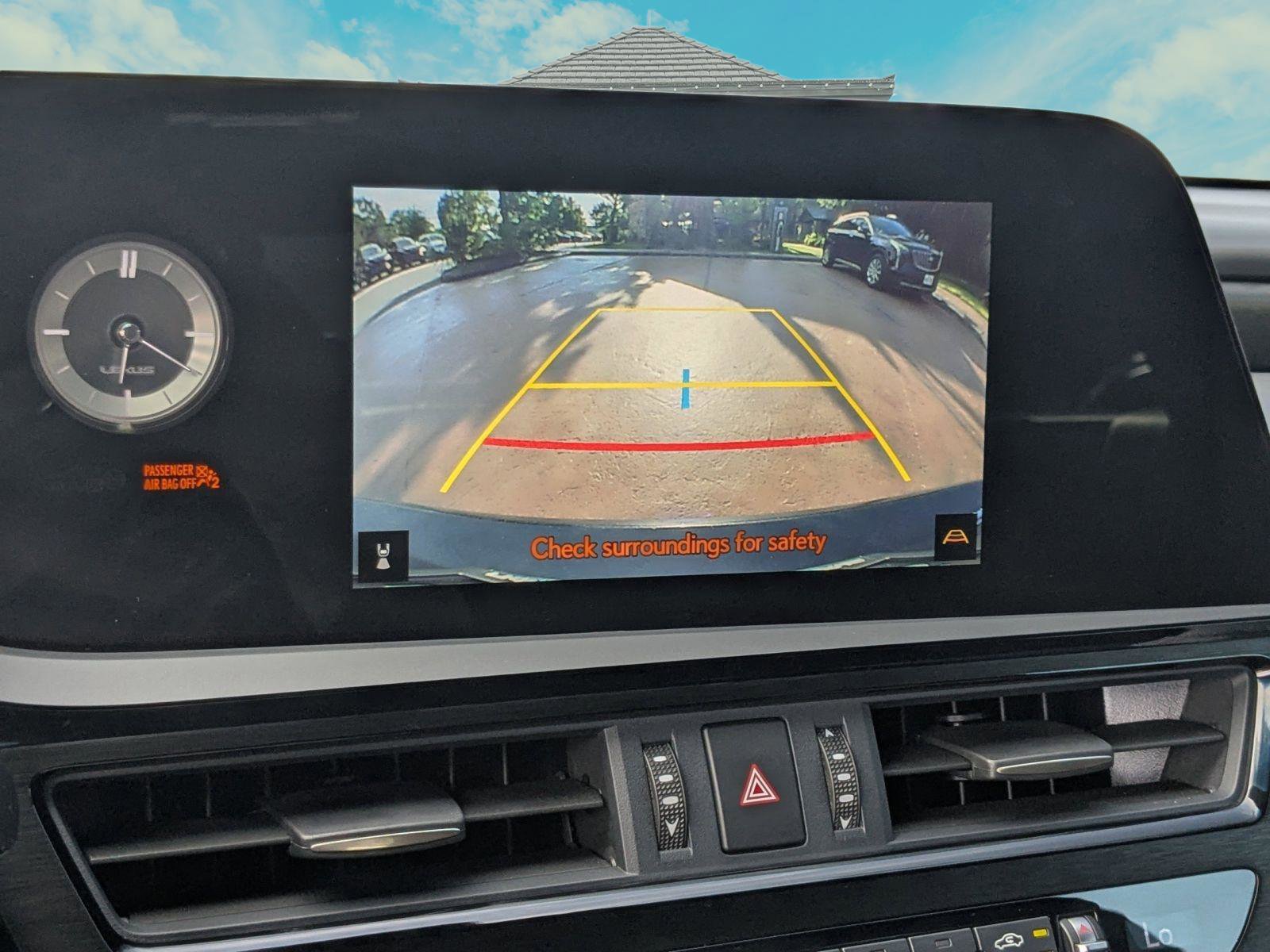 Used 2025 Lexus ES 350 w/ Premium Package FWD image 13