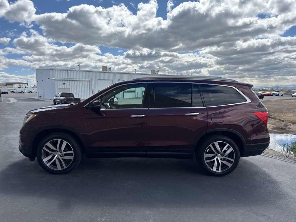 Used 2017 Honda Pilot Touring image 6