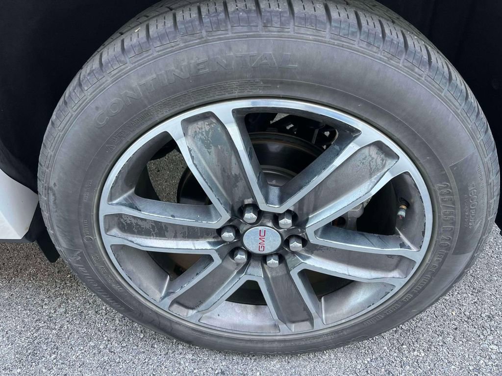 Used 2017 GMC Acadia Denali w/ Technology Package image 11