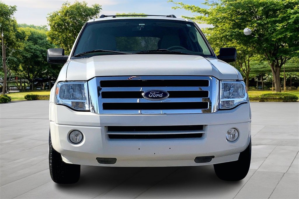 Used 2008 Ford Expedition XLT image 2