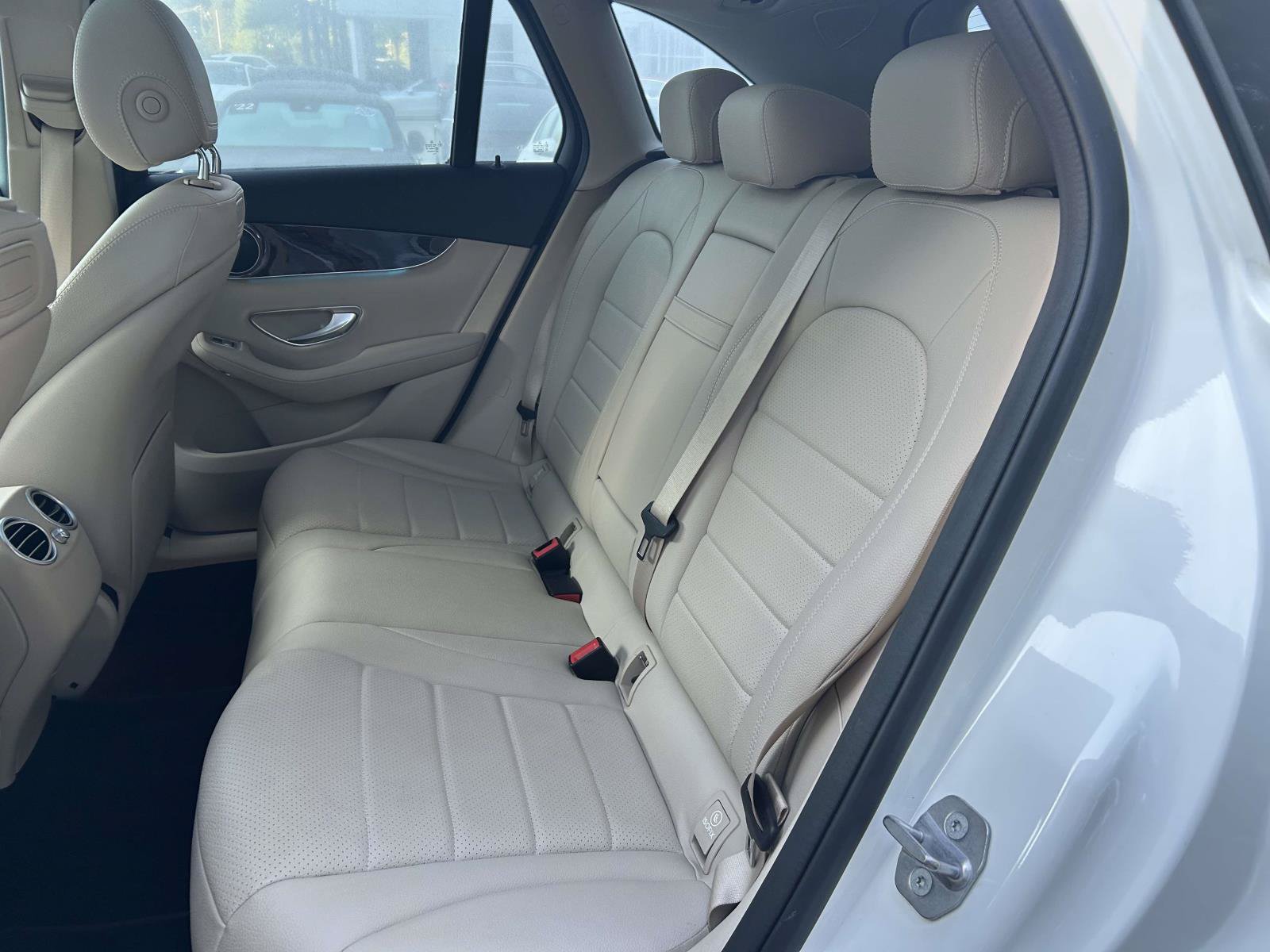Used 2019 Mercedes-Benz GLC 300 image 40