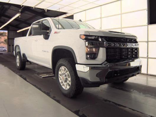 Used 2023 Chevrolet Silverado 2500 LT AWD/4WD image 3