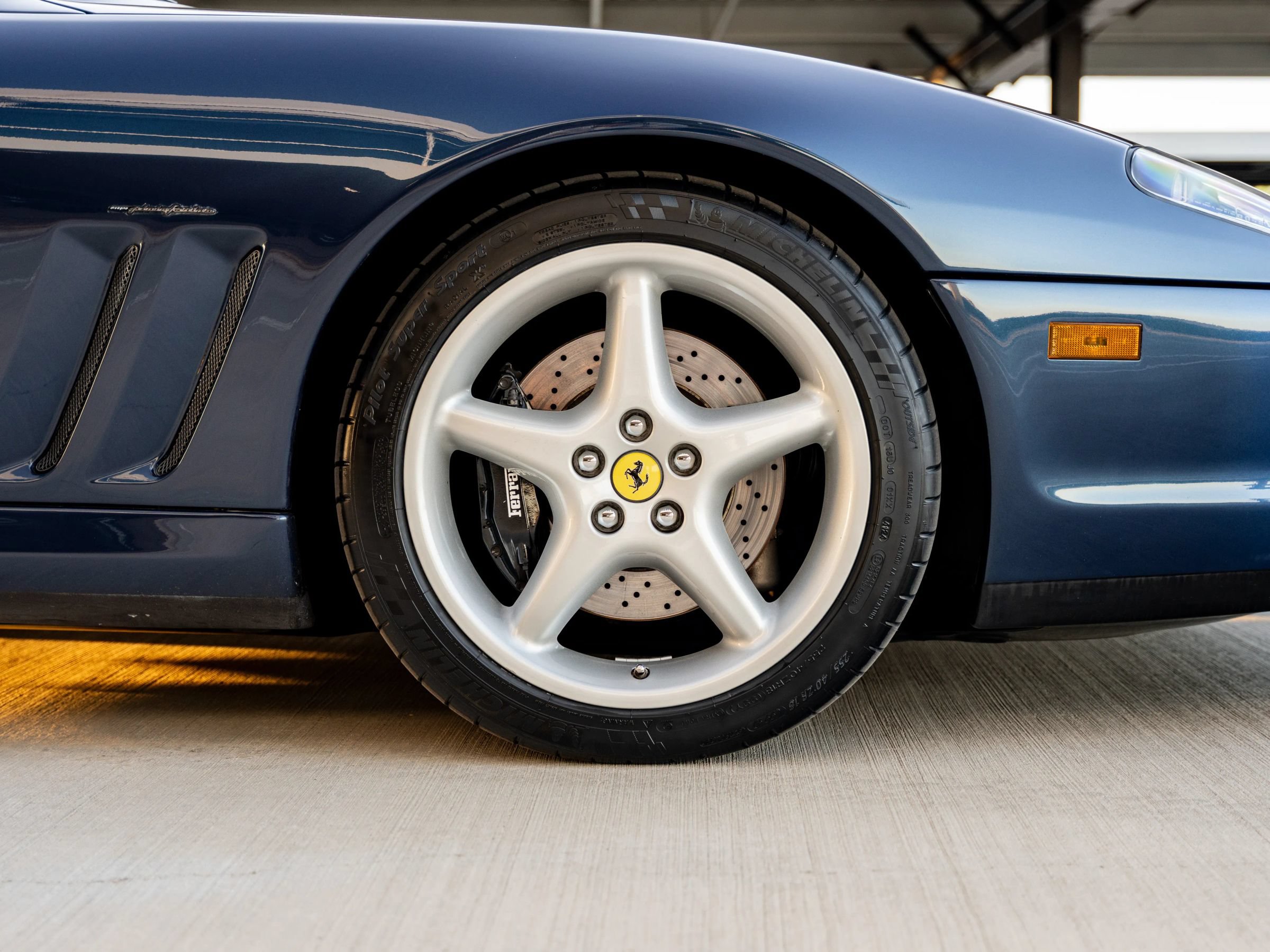 Used 1997 Ferrari 550 Maranello Coupe RWD image 31