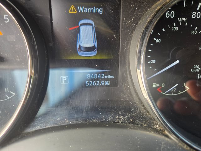 Used 2016 Nissan Rogue SL FWD image 3