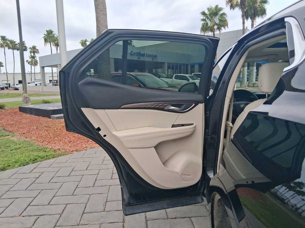 Used 2023 Buick Envision Avenir FWD image 20