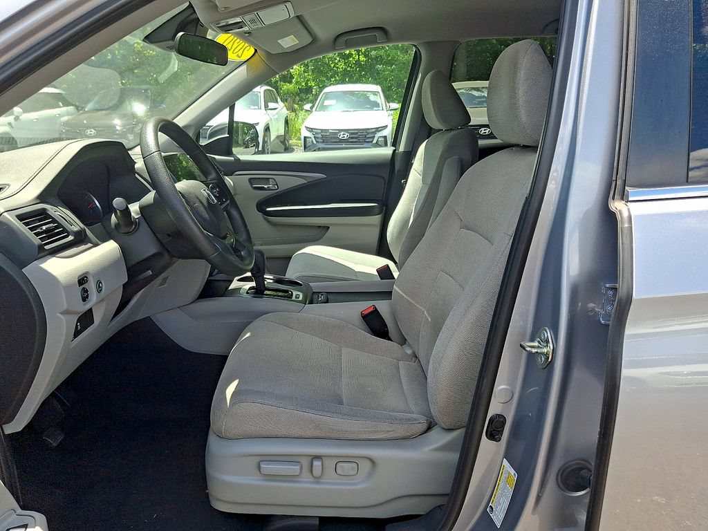 Used 2020 Honda Pilot EX image 18