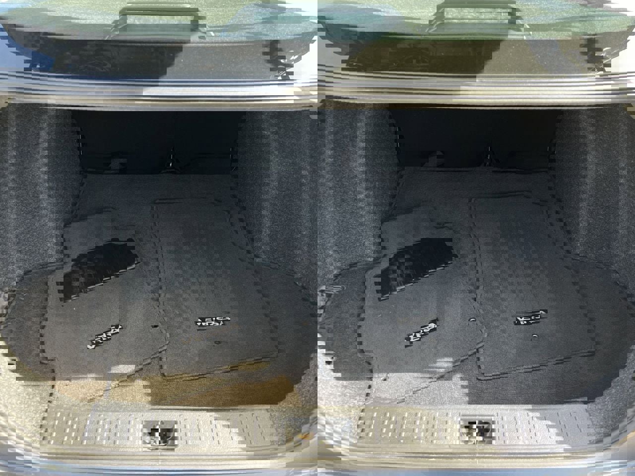 Certified 2024 Nissan Versa SV w/ Trunk Package image 28