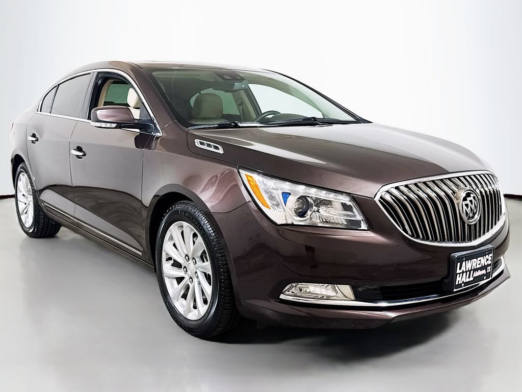 Used 2015 Buick LaCrosse Leather w/ Experience Buick Package FWD image 3