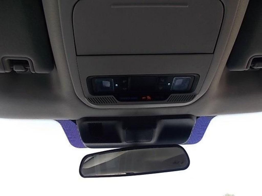 Used 2021 Ford F150 XLT image 22