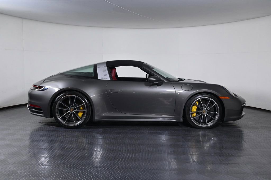 Used 2022 Porsche 911 Targa 4S image 8