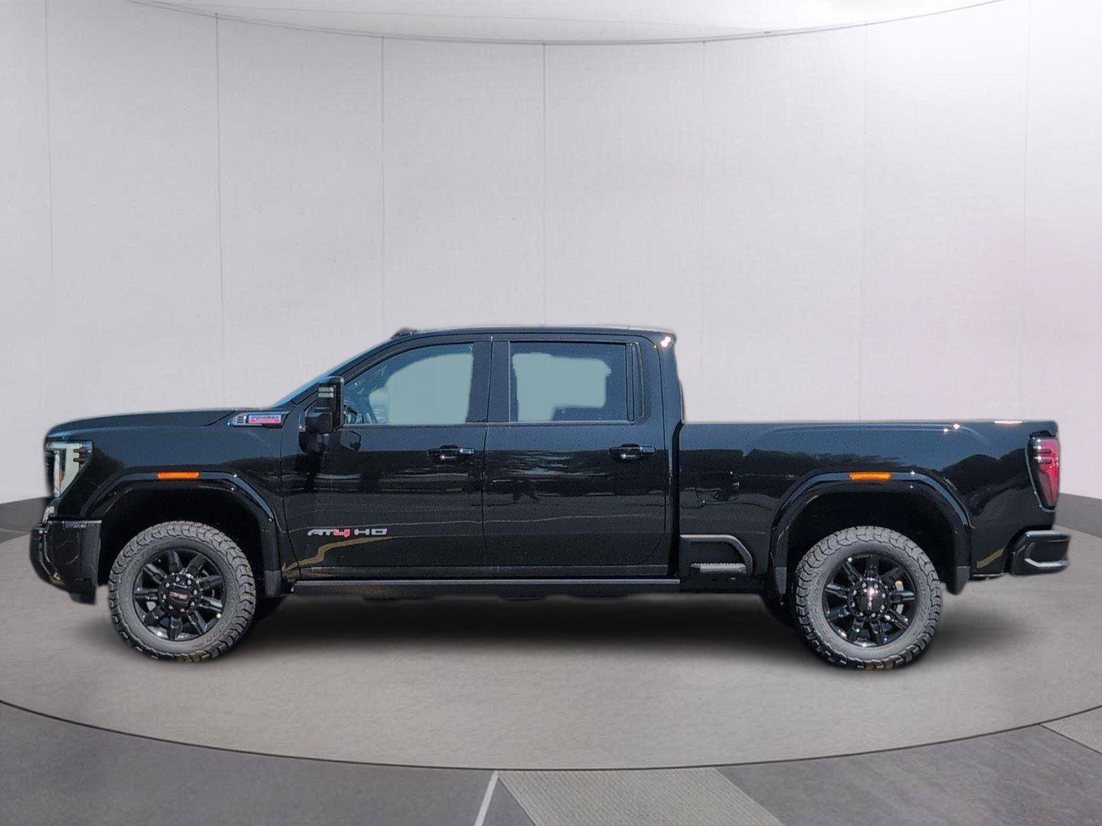 New 2026 GMC Sierra 2500 AT4 w/ AT4 Premium Plus Package AWD/4WD image 2