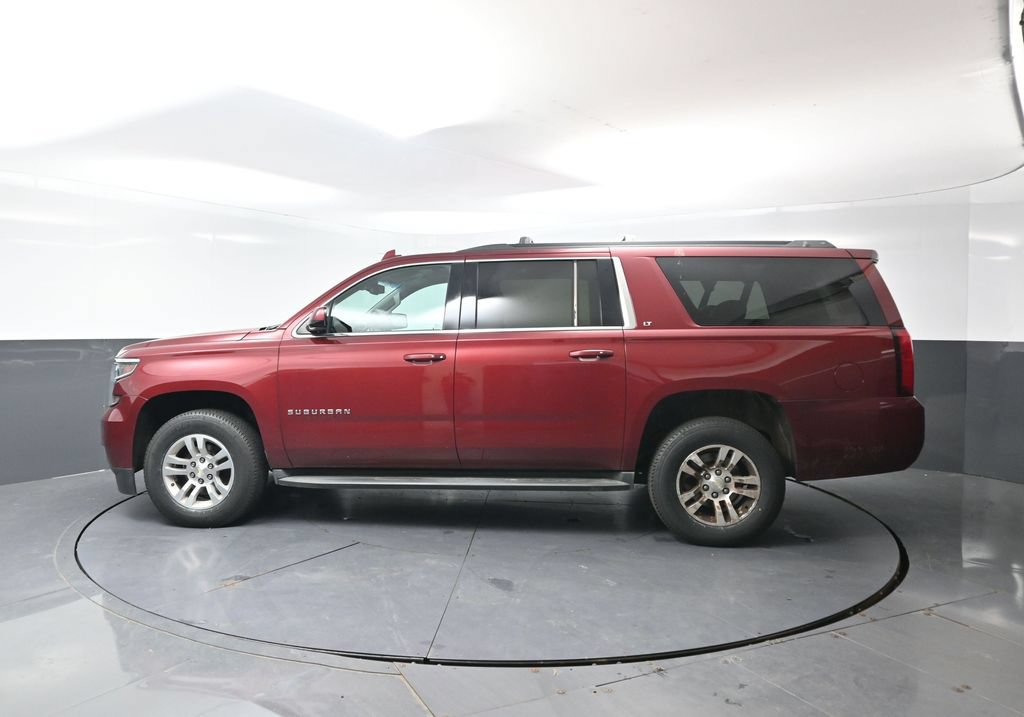 Used 2016 Chevrolet Suburban LT w/ Luxury Package AWD/4WD image 6