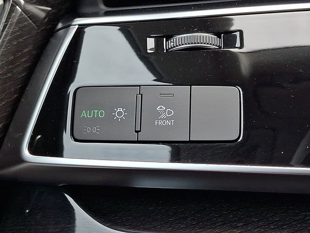 Certified 2025 Audi Q8 Premium Plus w/ Premium Plus Package image 26