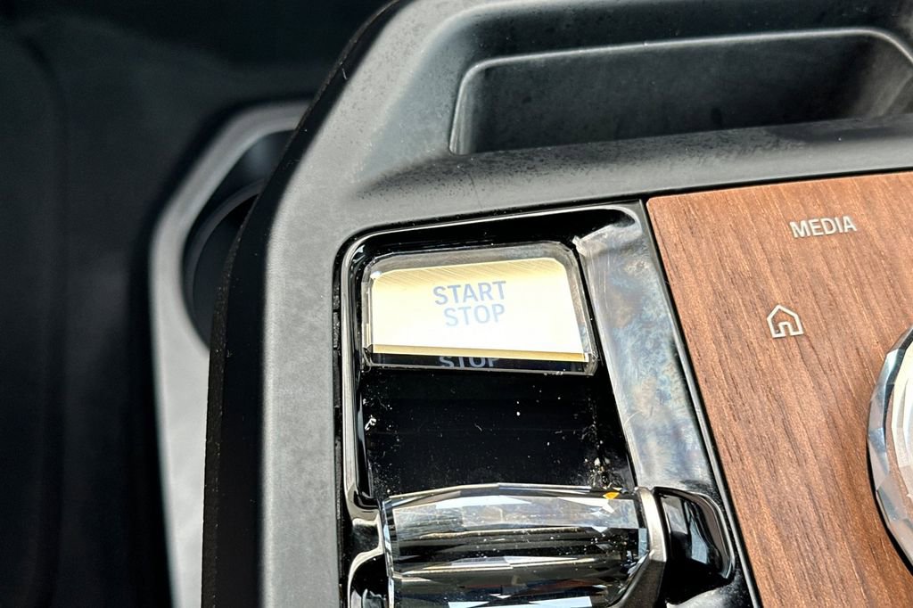 Used 2023 BMW iX xDrive50 w/ Premium Package image 26