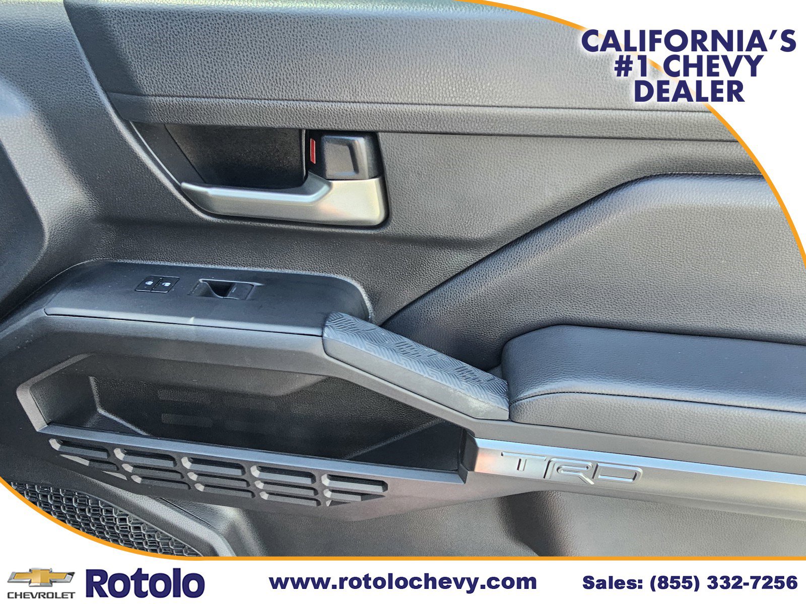 Used 2025 Toyota Tacoma TRD Sport w/ TRD Sport Upgrade Package image 10