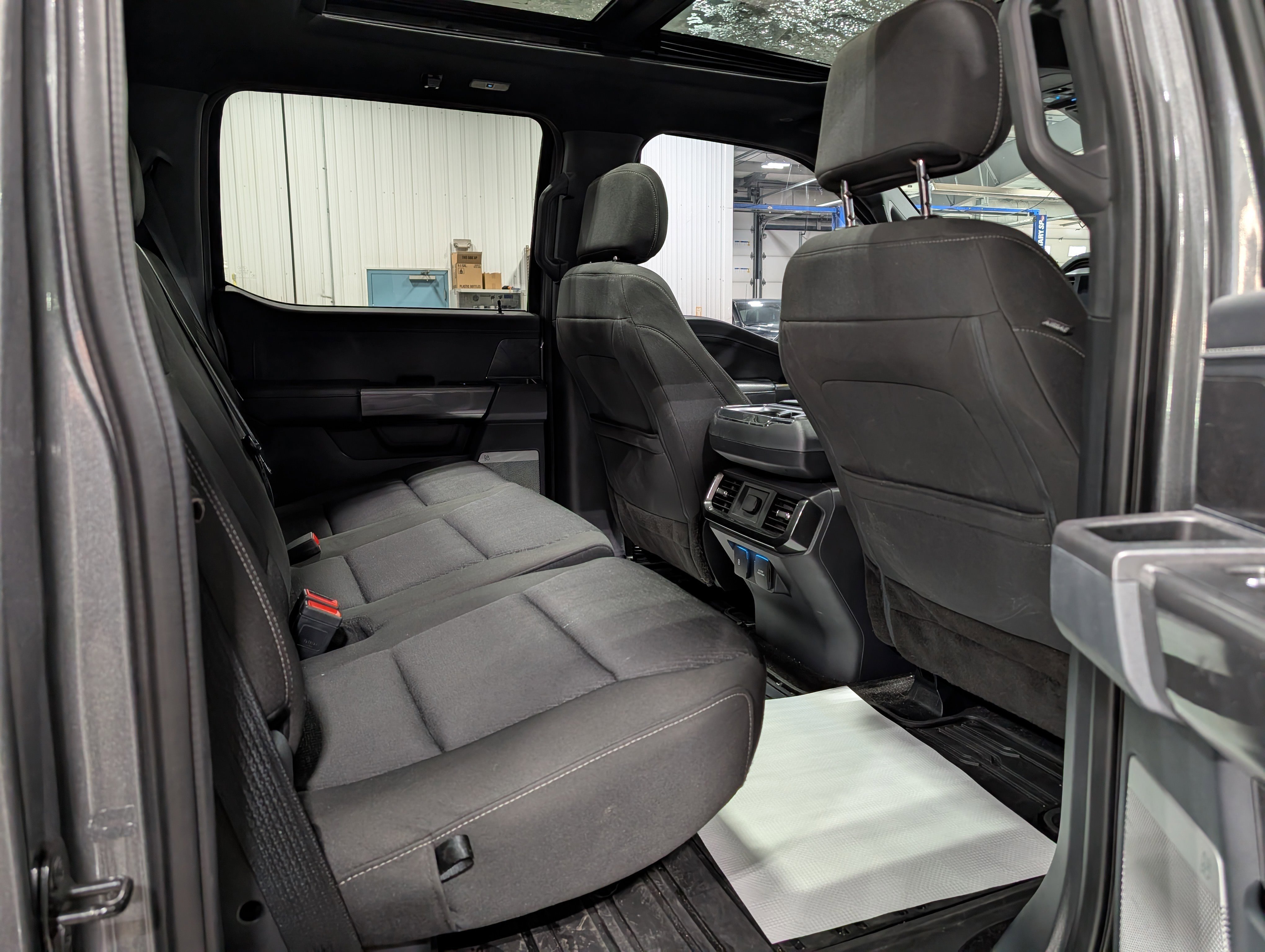 Used 2021 Ford F150 XLT w/ Equipment Group 302A High image 14