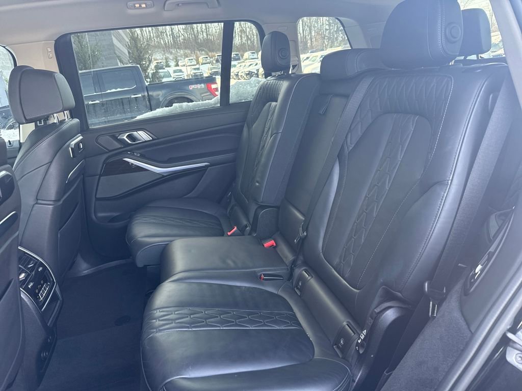 Used 2023 BMW X7 xDrive40i image 14