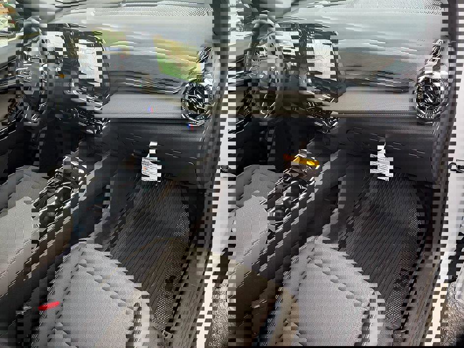 New 2026 Chevrolet Equinox LT w/ Convenience Package II image 30