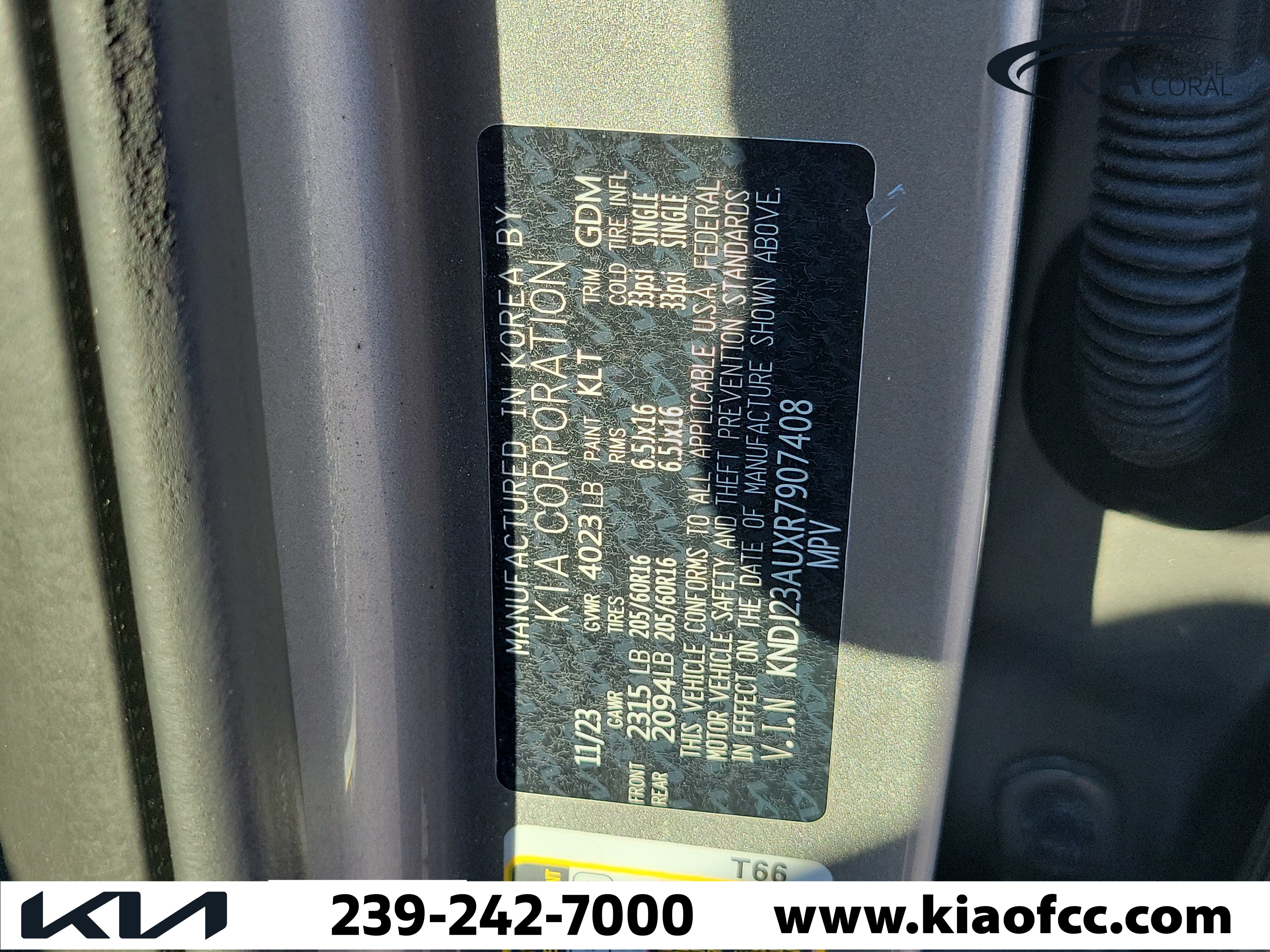 Certified 2024 Kia Soul LX FWD image 30