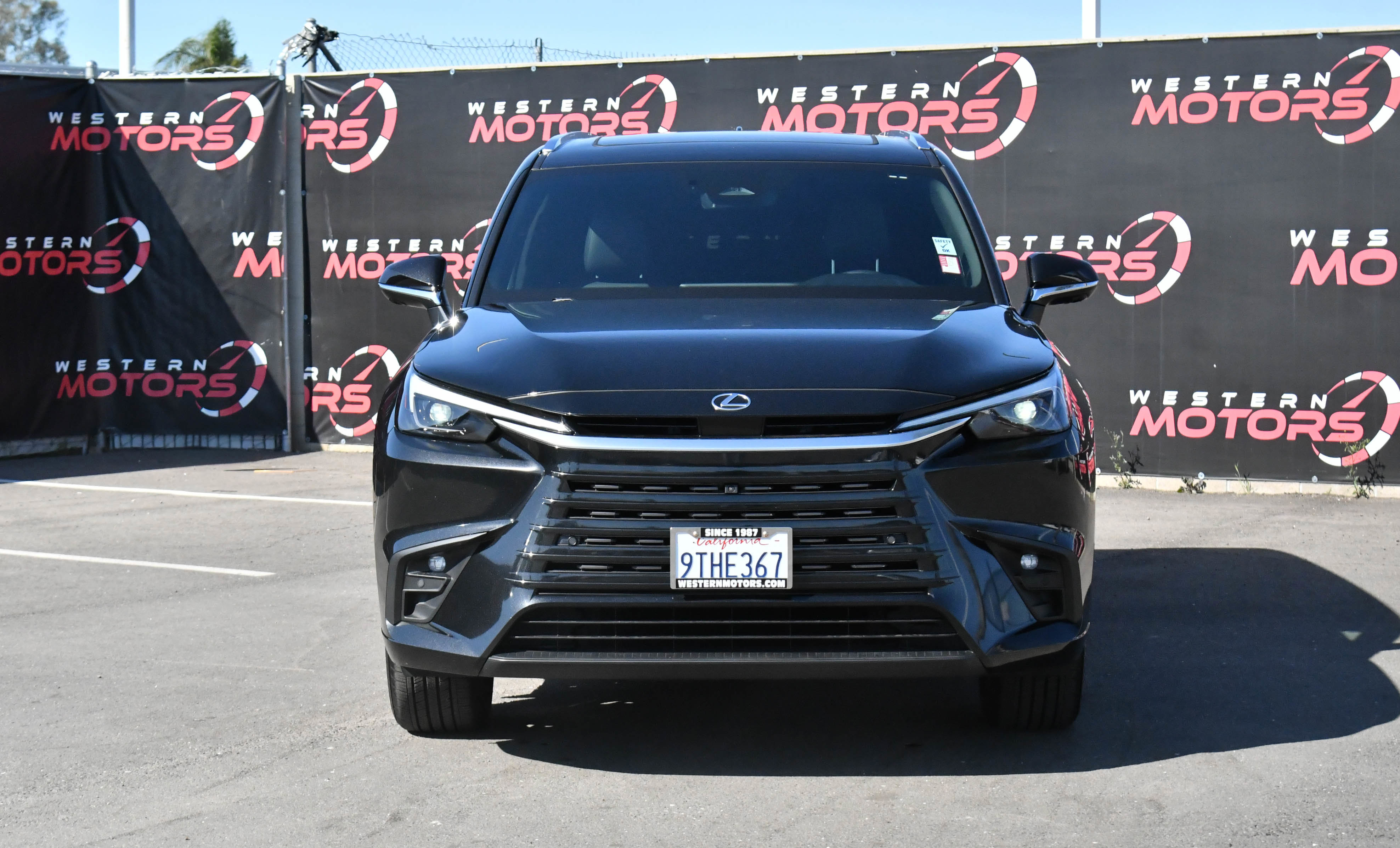 Used 2025 Lexus TX 350 FWD w/ Technology Package image 2