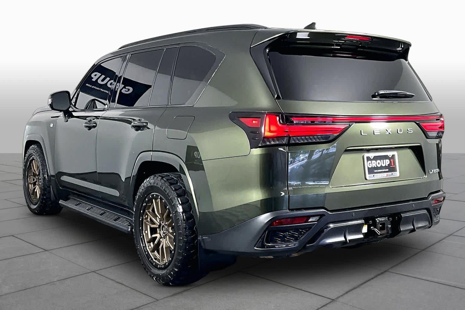 Used 2023 Lexus LX 600 F Sport w/ Accessory Package (Z1) AWD/4WD image 11