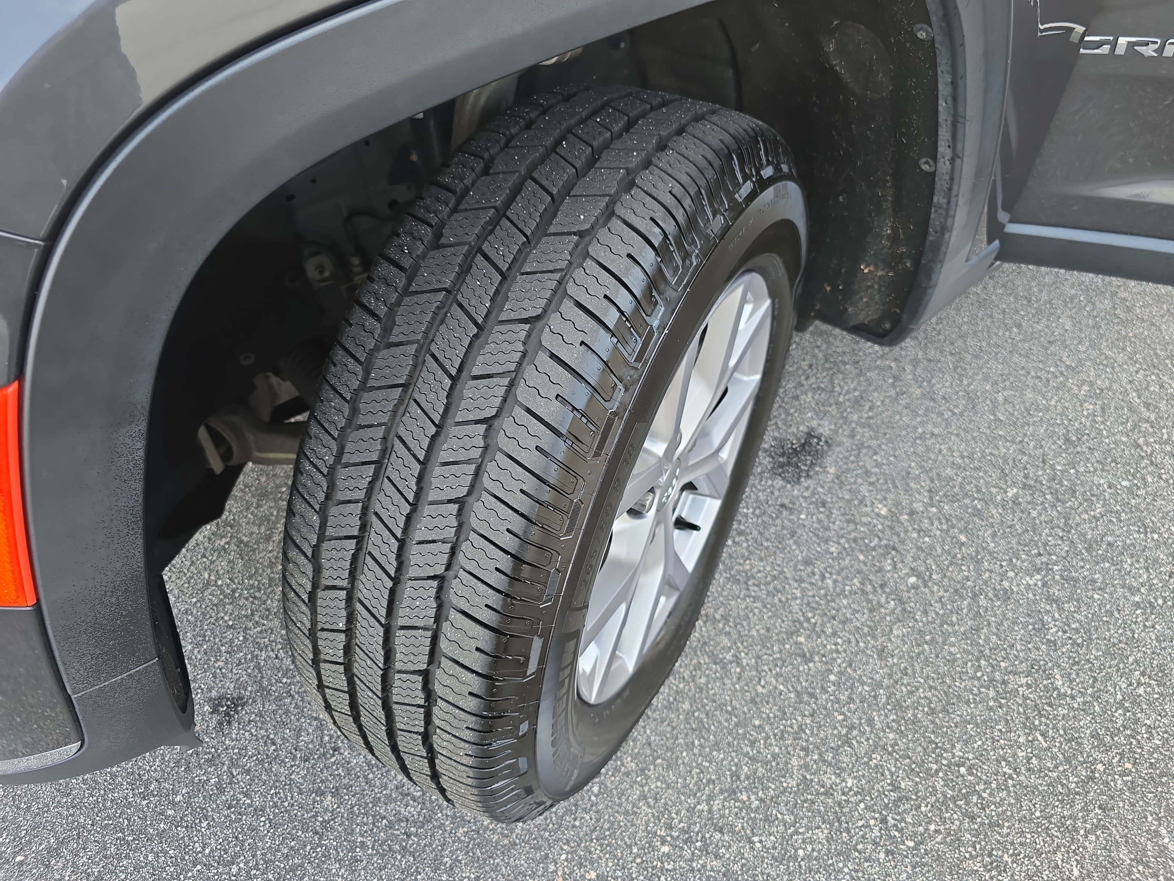 Used 2022 Jeep Grand Cherokee L Limited image 32