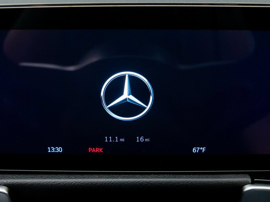 New 2026 Mercedes-Benz GLB 250 4MATIC image 23