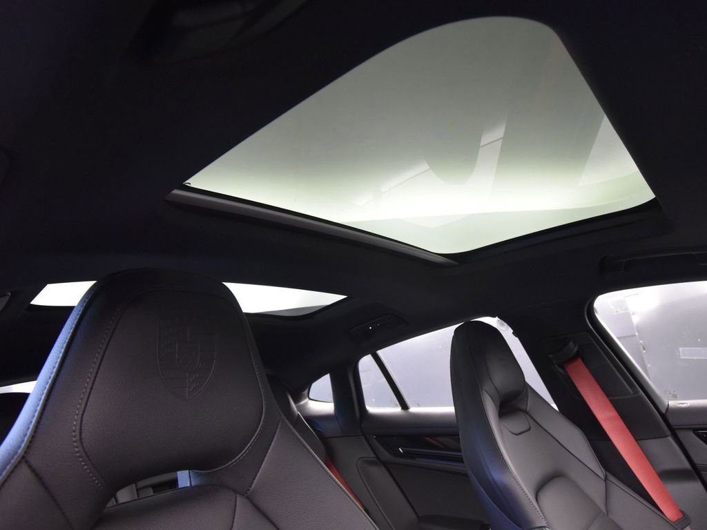 New 2025 Porsche Panamera 4 image 15