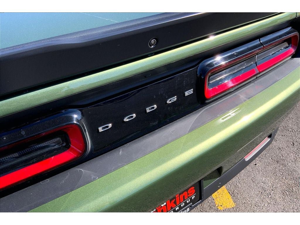 Used 2022 Dodge Challenger R/T Scat Pack w/ Shaker Package RWD image 8