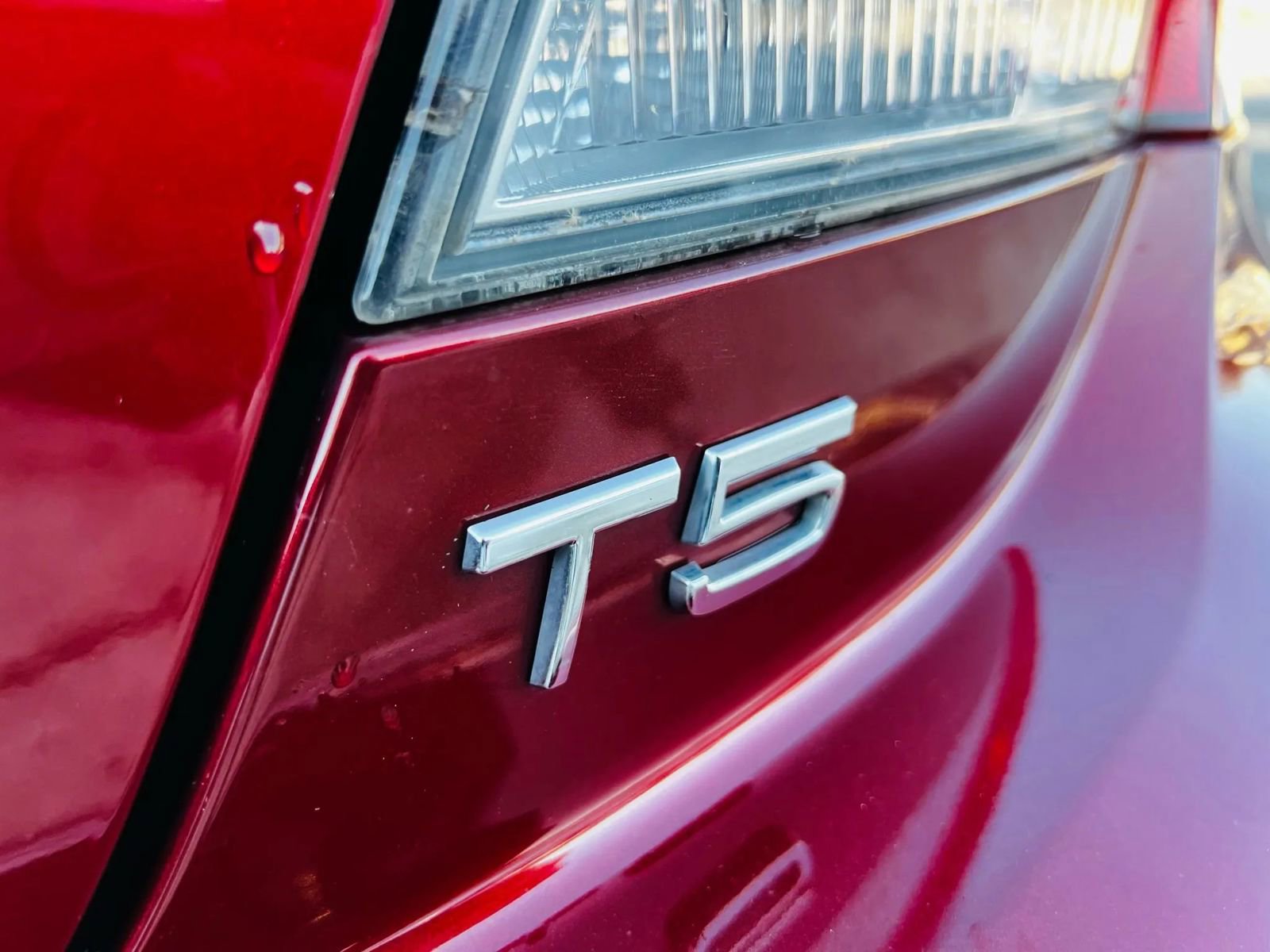 Used 2013 Volvo C70 T5 image 19