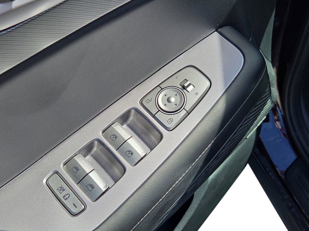 Used 2024 Hyundai Palisade SEL image 16