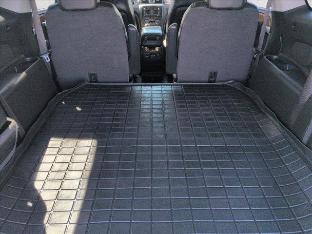 Used 2012 Buick Enclave Premium FWD image 10