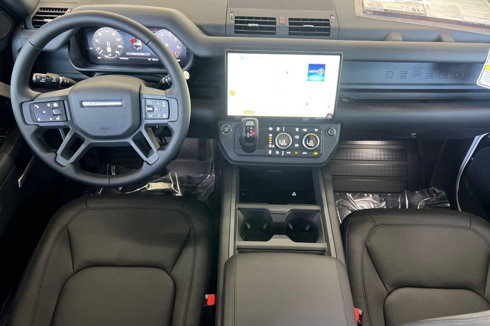 New 2026 Land Rover Defender 130 X-Dynamic SE AWD/4WD image 11