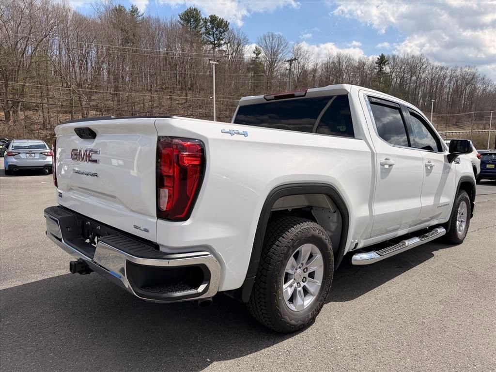 Used 2025 GMC Sierra 1500 SLE image 15