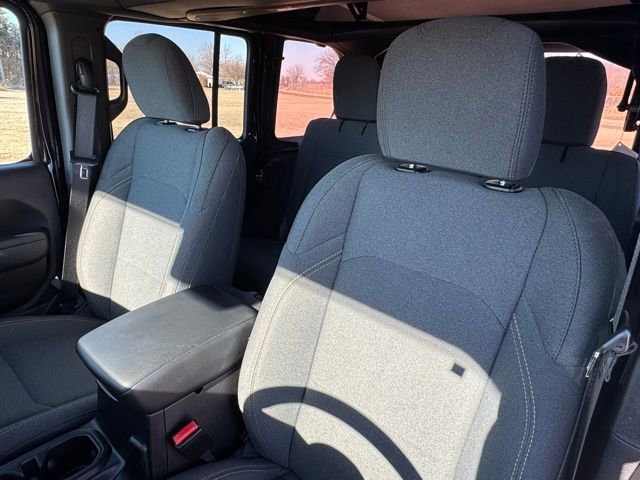 Certified 2025 Jeep Wrangler Sport S AWD/4WD image 10