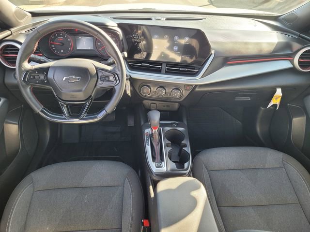 Used 2024 Chevrolet Trax RS FWD image 9