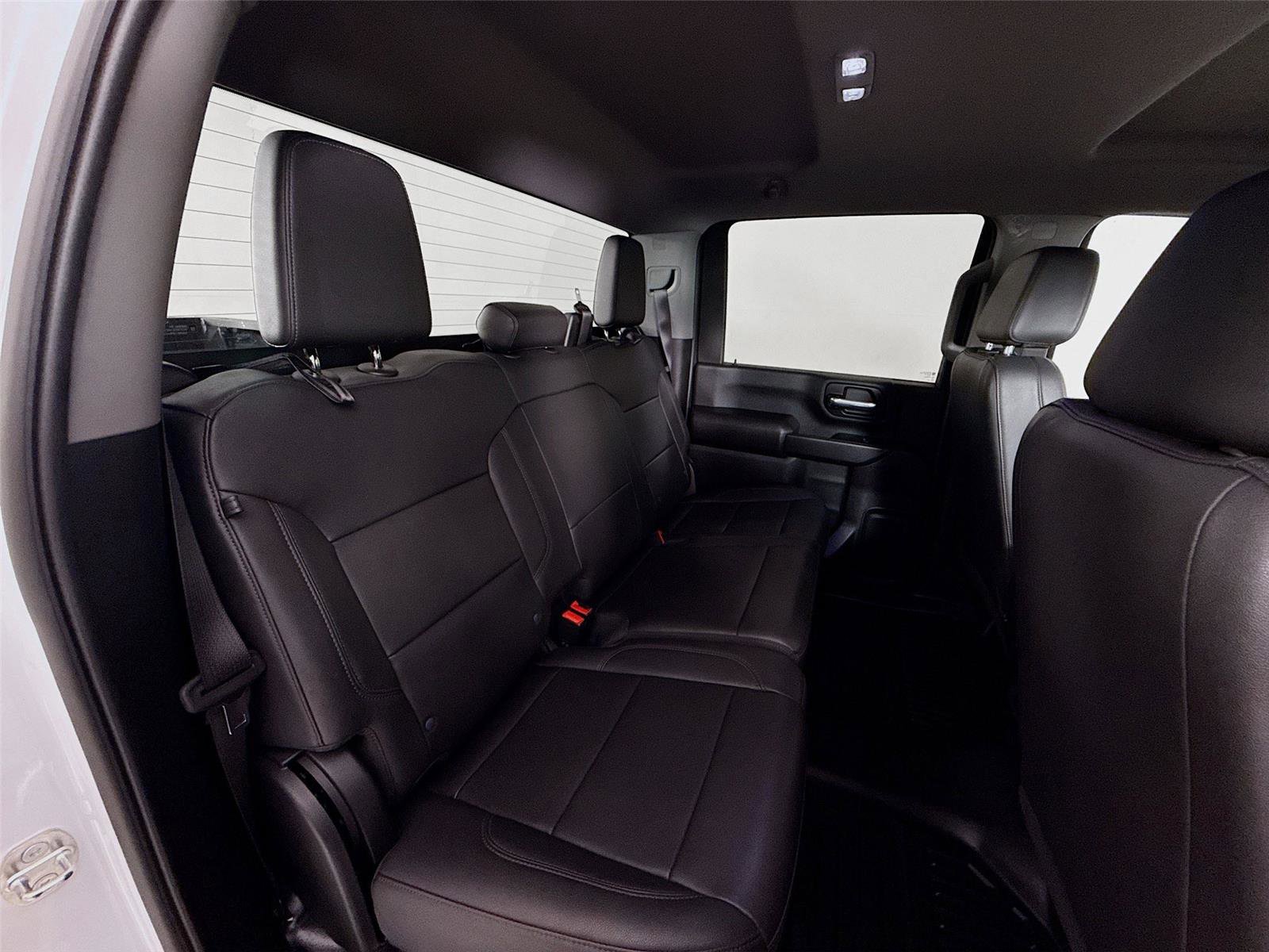 Used 2024 Chevrolet Silverado 3500 W/T image 18