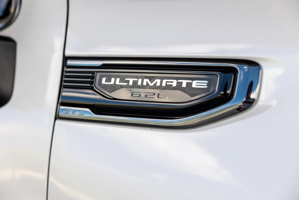 Used 2024 GMC Sierra 1500 Denali Ultimate AWD/4WD image 12