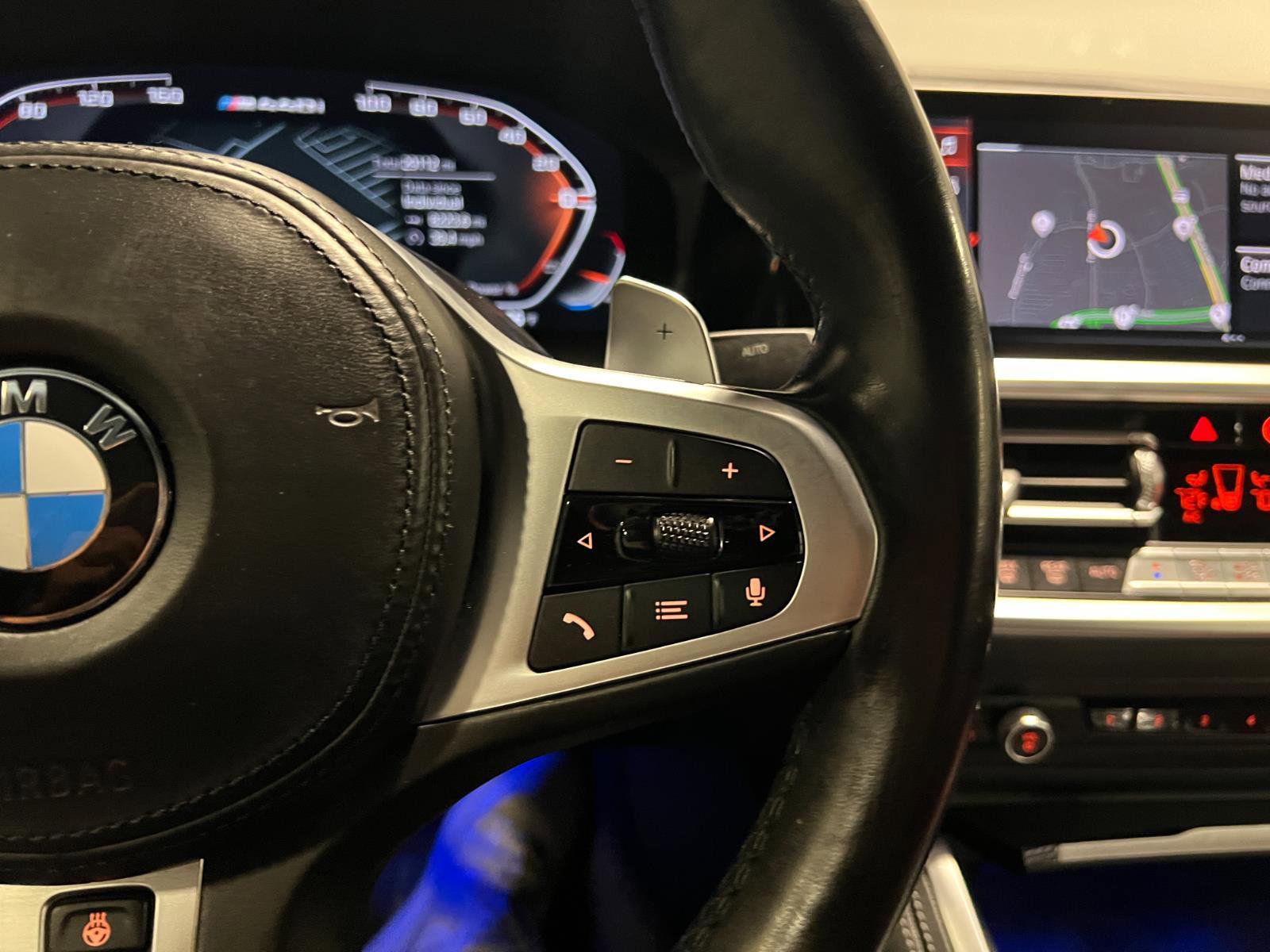 Used 2022 BMW 440i xDrive Convertible w/ Premium Package image 14