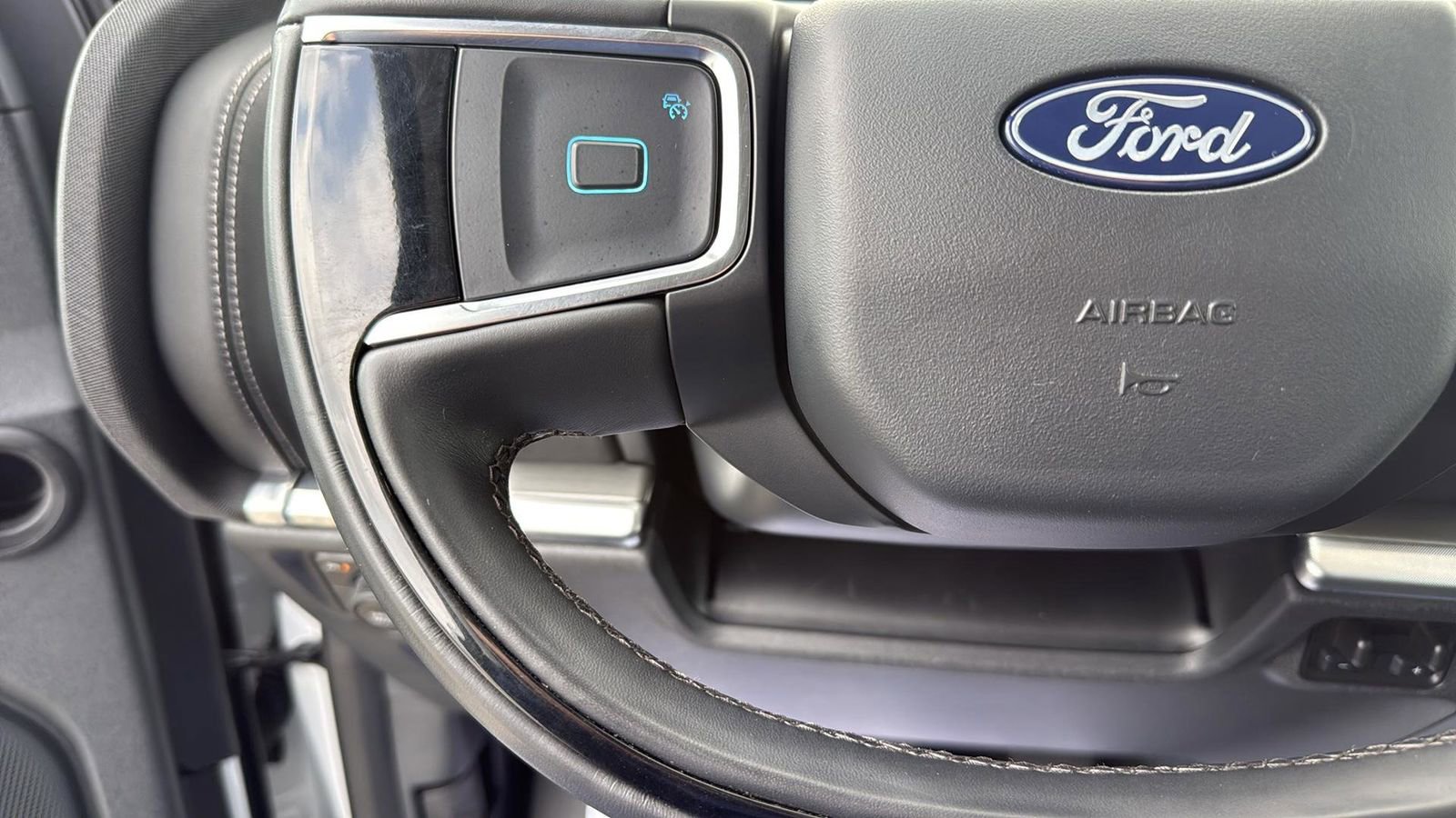 Certified 2025 Ford Expedition Max Platinum AWD/4WD image 17