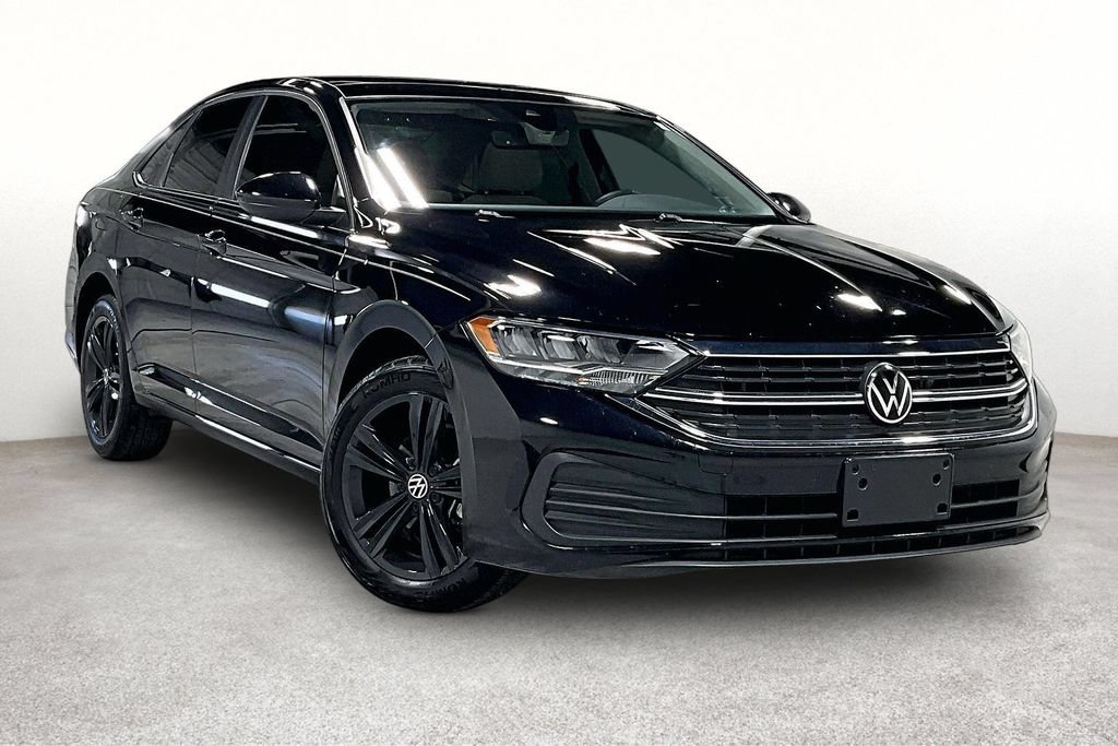 Used 2023 Volkswagen Jetta SE FWD video 1