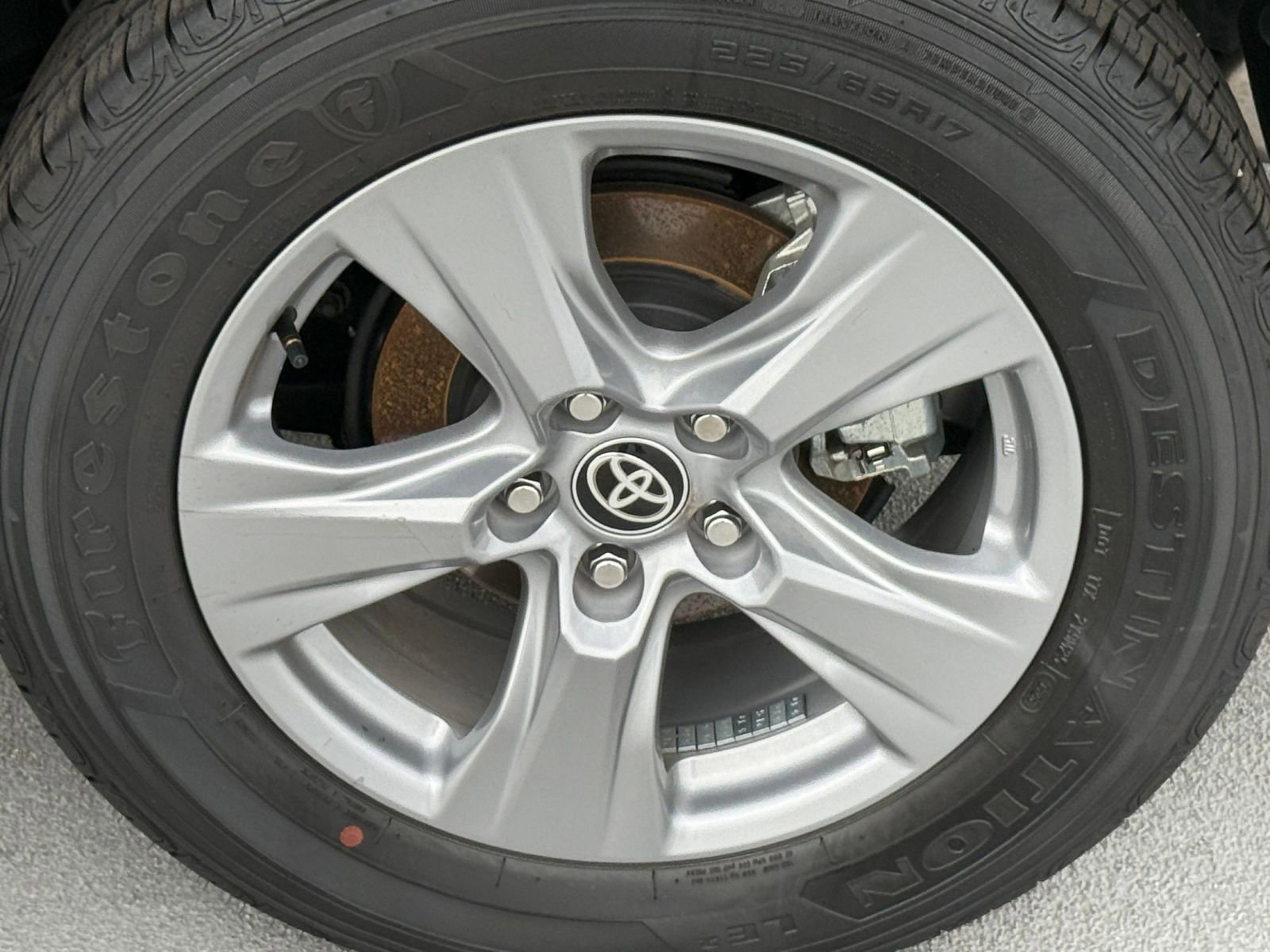 Used 2025 Toyota RAV4 LE image 29